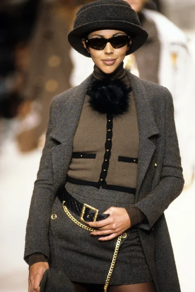 Look 26